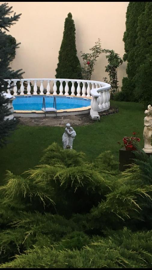 شقة Adam Apartmanhaz سيغيد المظهر الخارجي الصورة